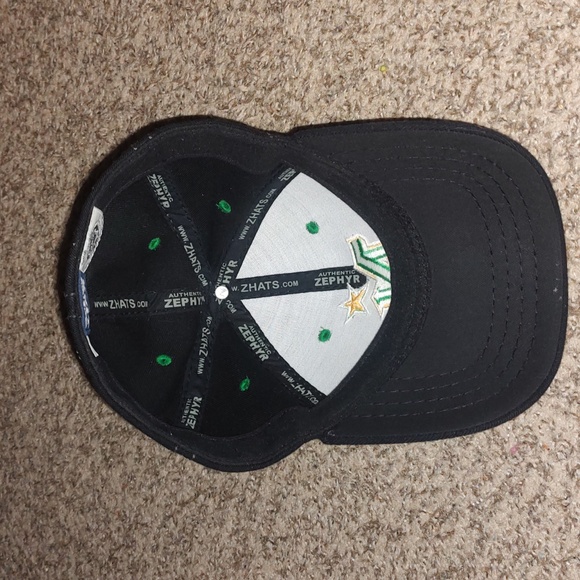 Zephyr NHL Minnesota North Stars Embroidered Fitted Blk Green Hat Cap Small - Picture 9 of 11